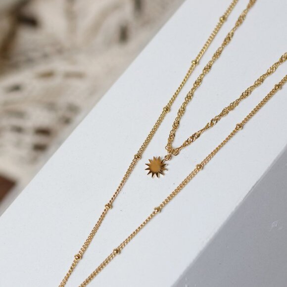NEW 18K Gold Plated Vintage Diamond Coin Star Double Layer Necklace - Picture 5 of 14